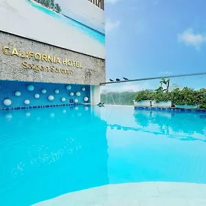 California Saigon & Rooftop Pool Ho-Chi-Minh-Stadt