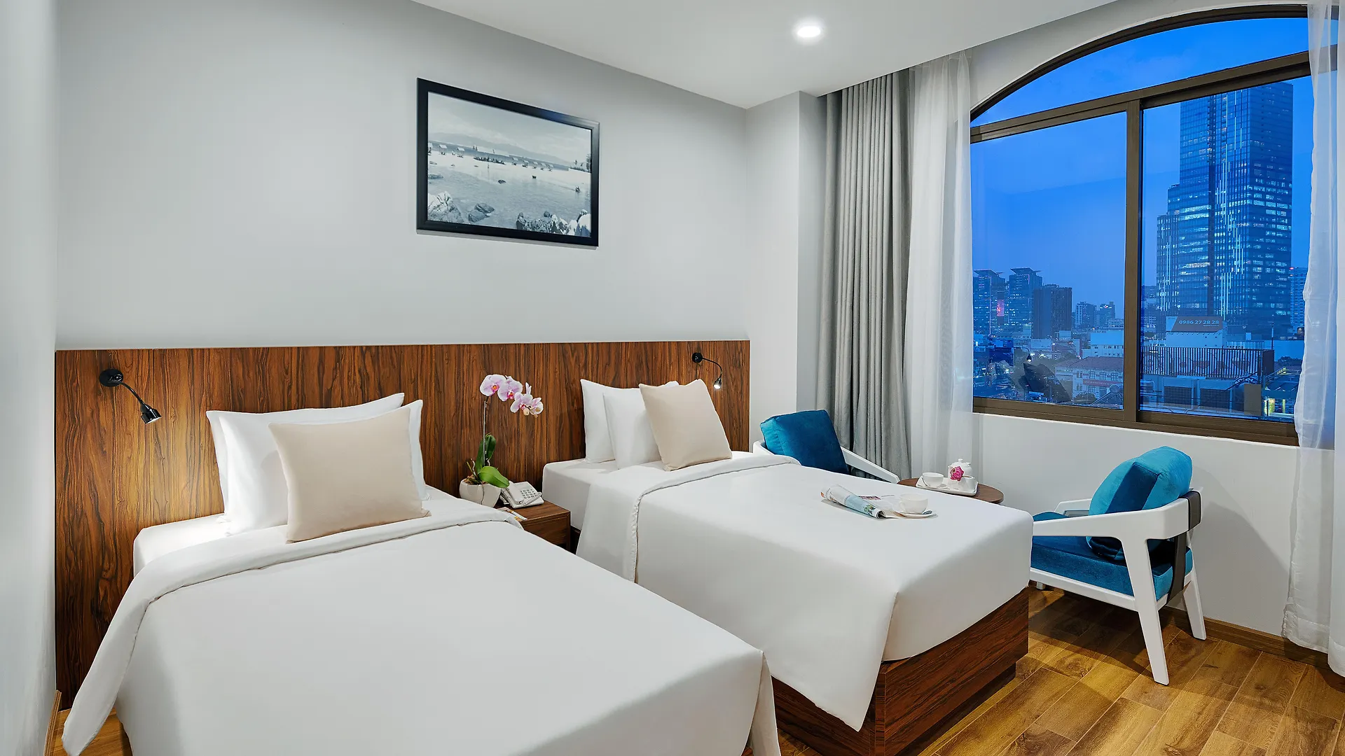 Happy Life Grand Hotel & Rooftop Skybar contacts