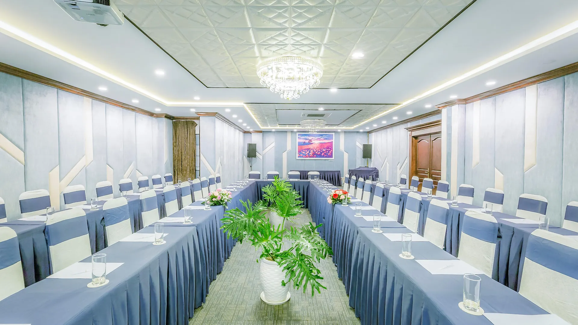 Happy Life Grand Hotel & Rooftop Skybar Ho Chi Minh City Vietnam