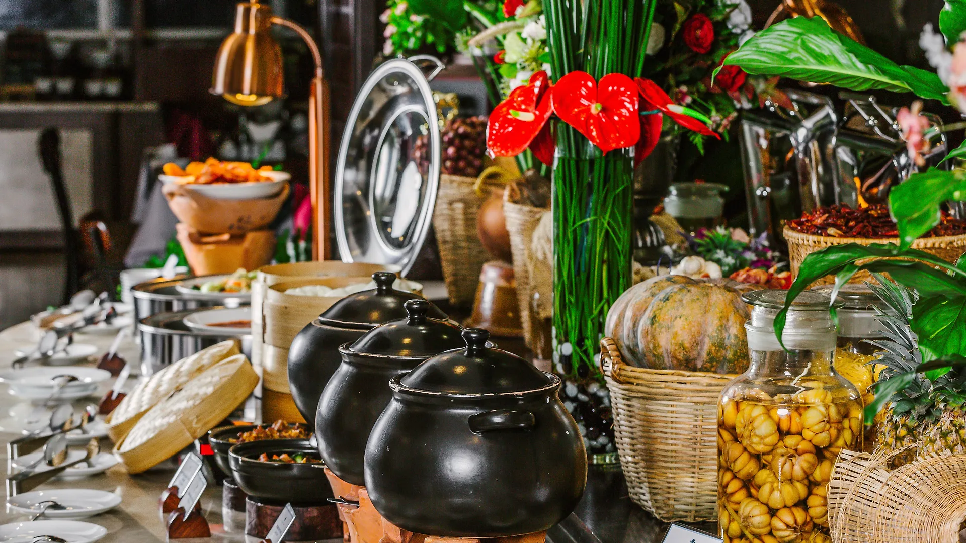 ****  Happy Life Grand Hotel & Rooftop Skybar Ho Chi Minh City Vietnam