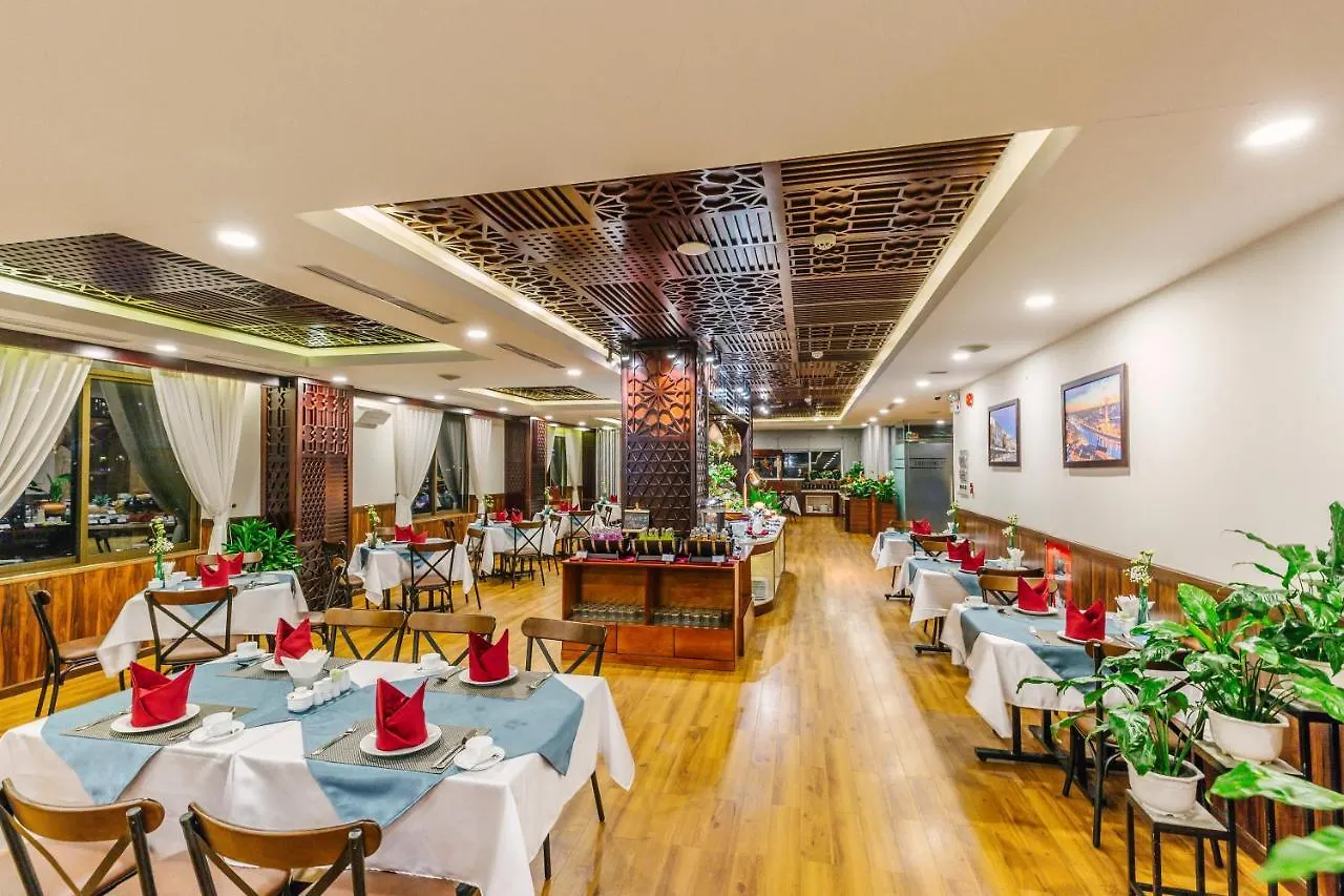 Happy Life Grand Hotel & Rooftop Skybar Ho Chi Minh City 4*,  Vietnam
